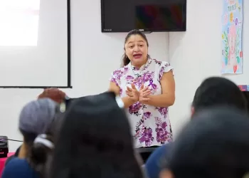 Gobierno Municipal empodera a las servidoras públicas en Isla Mujeres