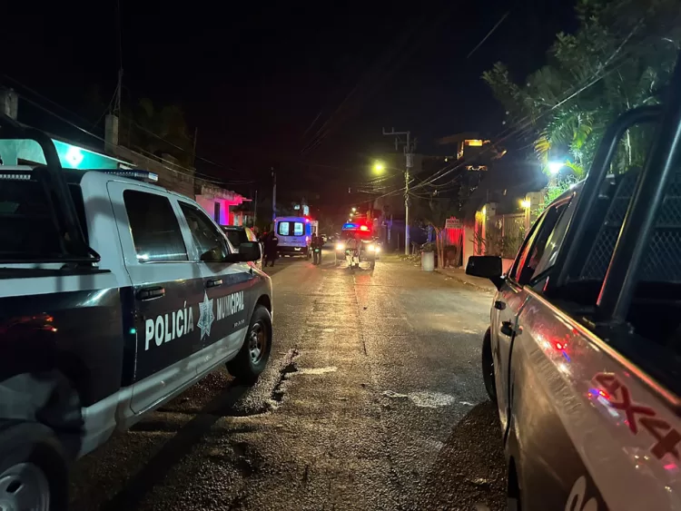 Comando armado ejecuta a un hombre en Tulum y hiere a una mujer