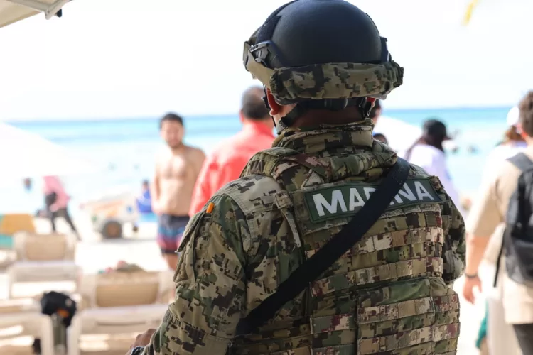 Mantienen vigilancia en Isla Mujeres por temporada vacacional