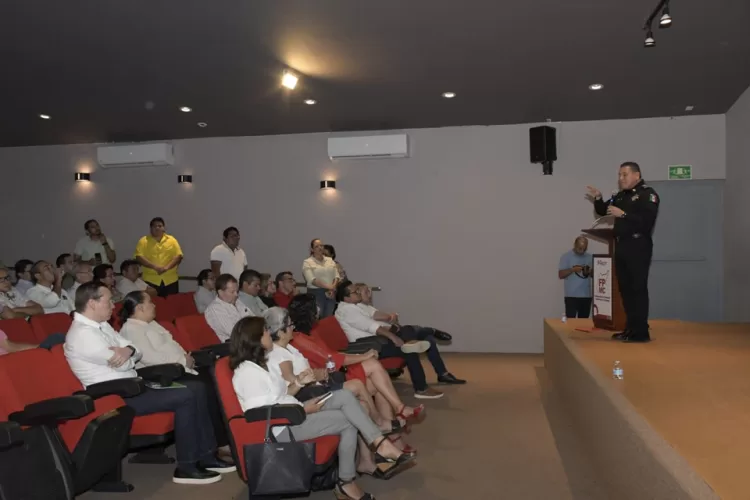 Anuncian instalación de más de 250 cámaras de videovigilancia en Cozumel