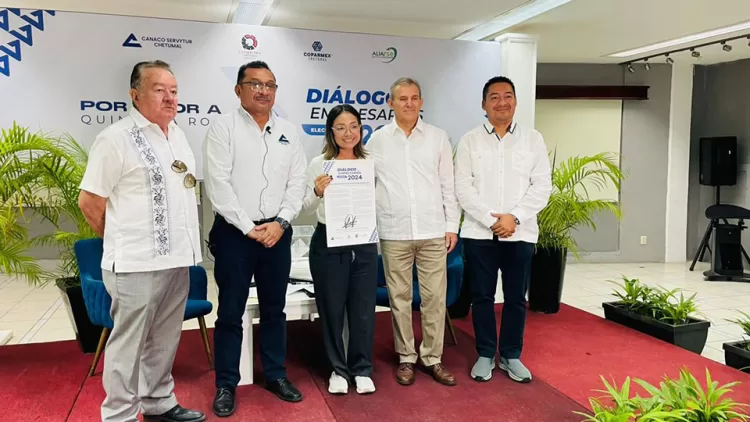 Firman candidatos a la Presidencia Municipal de OPB compromisos ante los empresarios