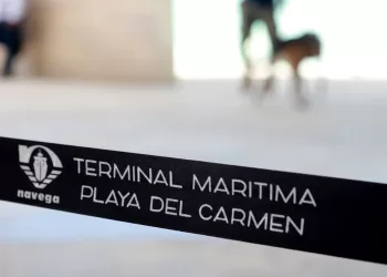 Refuerzan vigilancia en los muelles de Playa y Cozumel