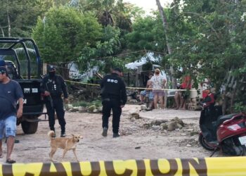 Asesinan a balazos a sujeto en colonia irregular de Tulum