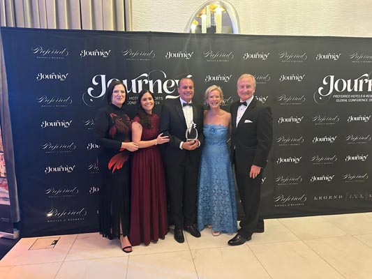 Grupo Brisas recibe varios galardones por excelencia turística y ambiente laboral