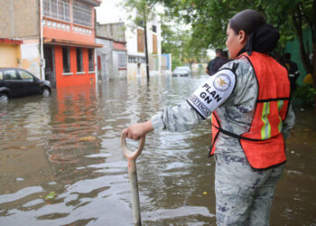 Cancún activa operativo de emergencia tras fuertes lluvias