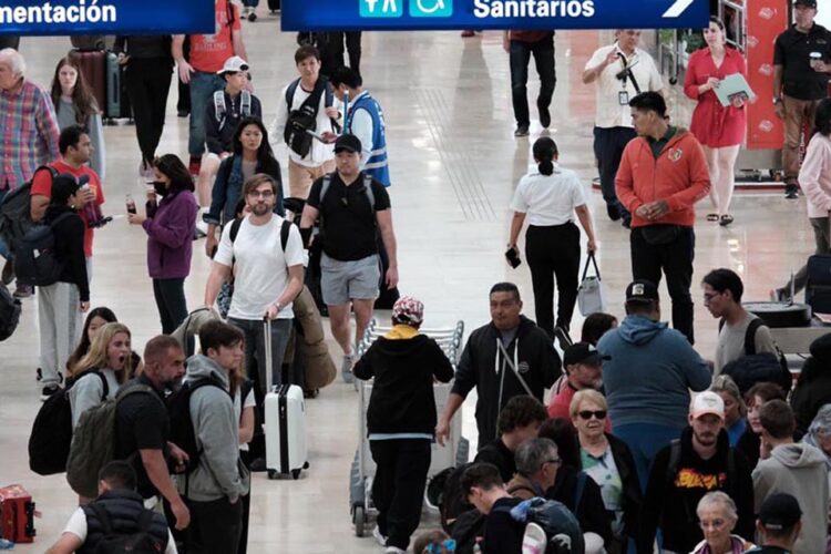El aeropuerto de Cancún opera con normalidad; programó 533 operaciones