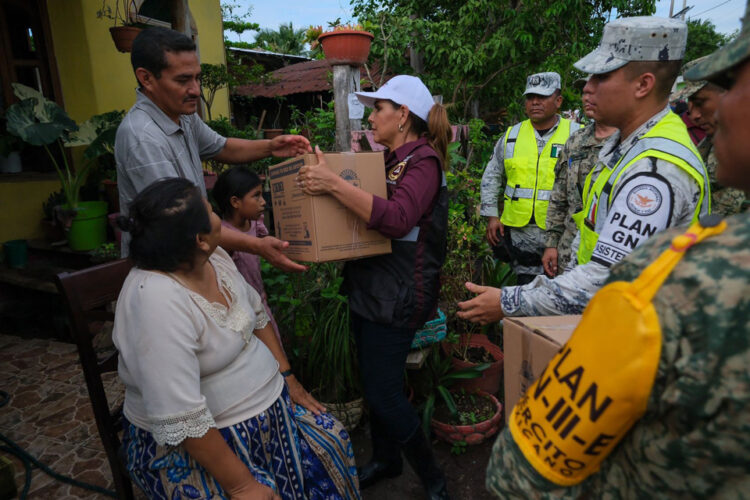 Gobernadora coordina esfuerzos ante contingencia por inundaciones en Quintana Roo