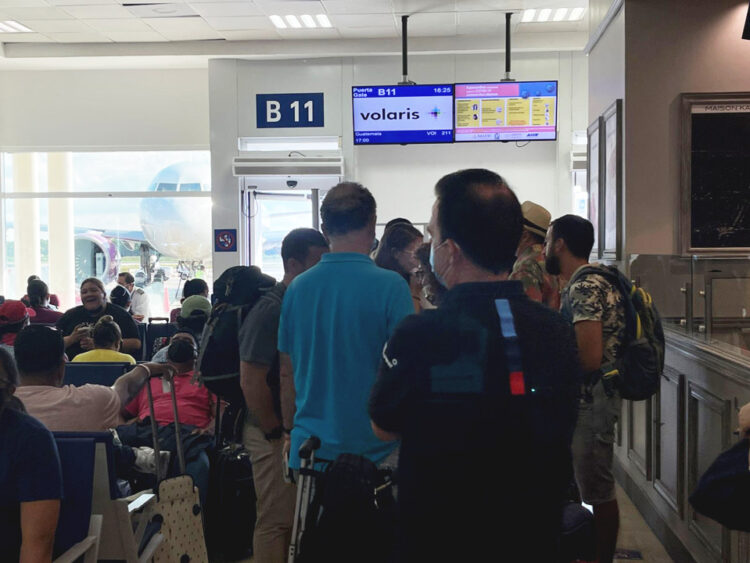 Aeropuerto de Cancún inicia semana con 493 vuelos