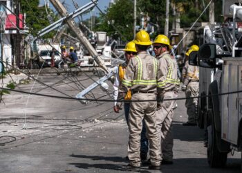 Mara Lezama supervisa la recuperación de Cozumel