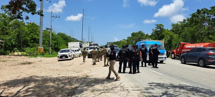 Autoridades intentan desalojar a unas 130 familias de predio invadido en Tulum