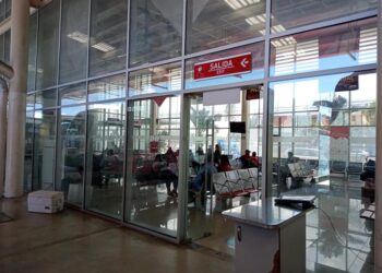Los 4 aeropuertos internacionales, sin daños; reactivan el transporte foráneo