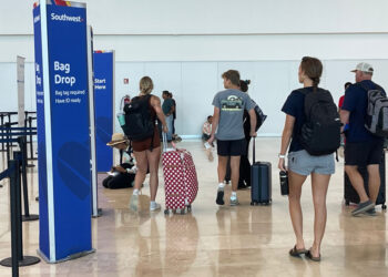 Los 4 aeropuertos internacionales, sin daños; Cancún ya reanudó sus operaciones