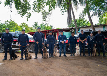 Unidad Canina K9 obtiene certificación internacional
