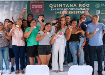 Inicia Mara Lezama, en evento nacional, la entrega de credenciales del IMSS Bienestar