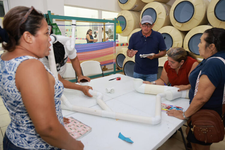 Isla Mujeres avanza en capacitación y el empoderamiento femenino
