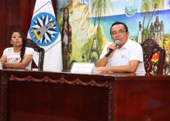 Instalan en Isla Mujeres el Consejo de Participación en la Educación
