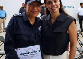 Reconocen labor, compromiso y trayectoria de policías en Cancún