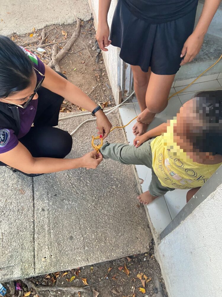 Rescatan a menor que estaba amarrada en una casa de Cancún