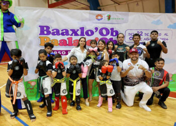 Inaugura Ana Paty curso de verano Baaxlo´ob Paalalo´Ob
