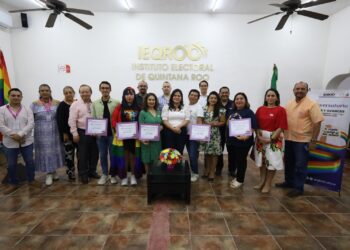Analizan en conversatorio la situación de comunidad LGBTTTIQ+ en Quintana Roo