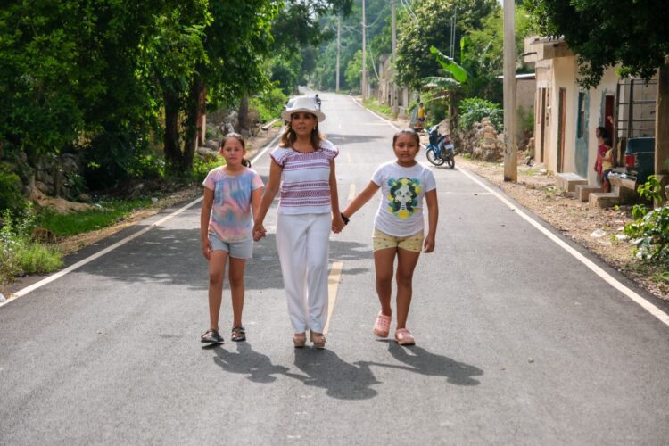 Inversión en calles de Tihosuco, para llevar justicia social a la zona maya