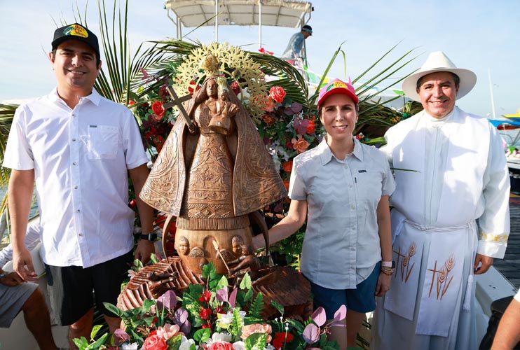 Parte a Contoy tradicional procesión marina en honor a la Caridad del Cobre
