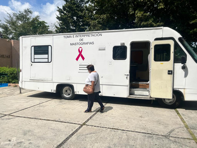 Recorre mastógrafo móvil del IMSS los municipios