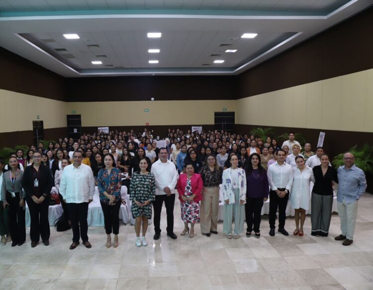 Lanzan innovador programa de empoderamiento para mujeres