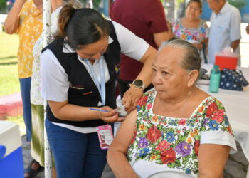 Arranca campaña de vacunación contra influenza en Carrillo Puerto