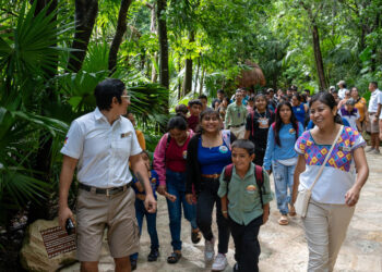 Grupo Xcaret lanza programa de turismo social para comunidades mayas