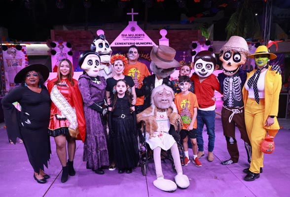 Noche de Calaveritas en Isla Mujeres