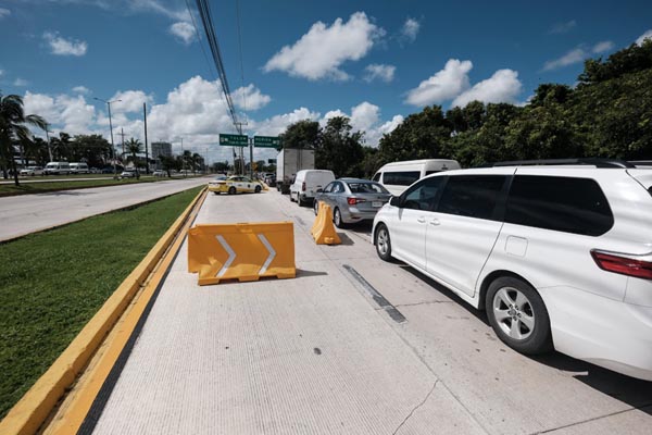 Cierran calles por obras en vía pública