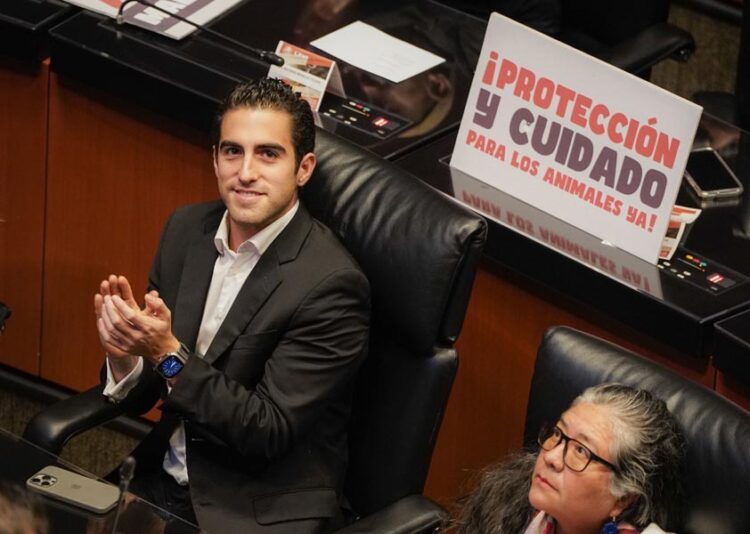 Senador Gino Segura respalda reforma constitucional para el bienestar animal