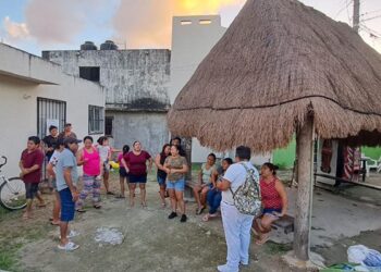 Crítica situación en Chemuyil por falta de agua y colapso del drenaje