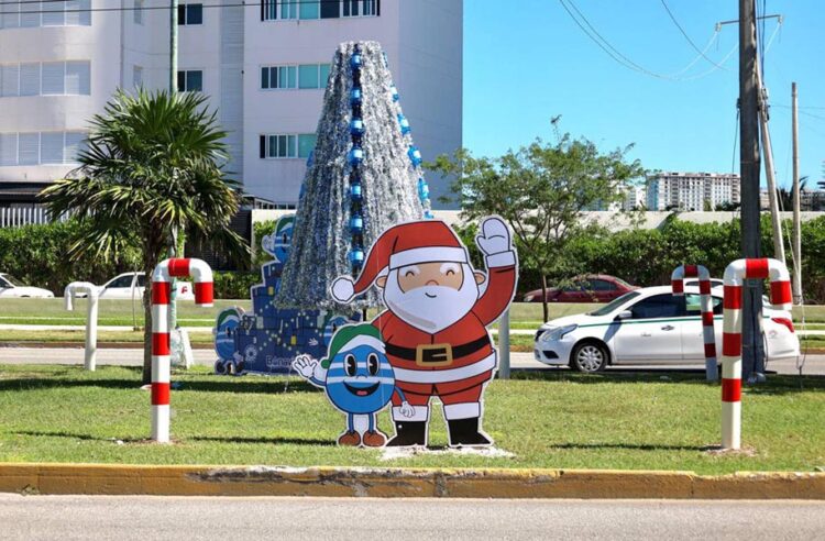 Cancún enciende el espíritu navideño con 14 glorietas adornadas