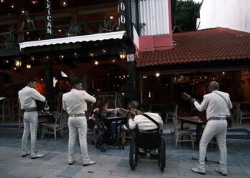 PIB turístico creció 4.4%; llegó a 2 billones 582 mil millones de pesos