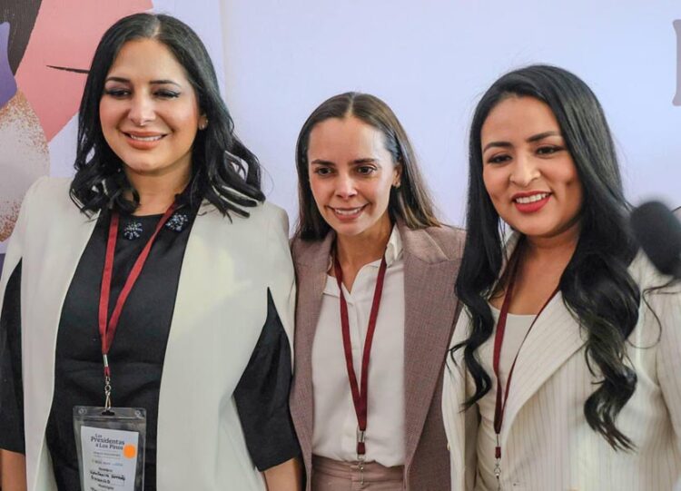 Ana Paty intercambia experiencias en políticas públicas con perspectiva de género