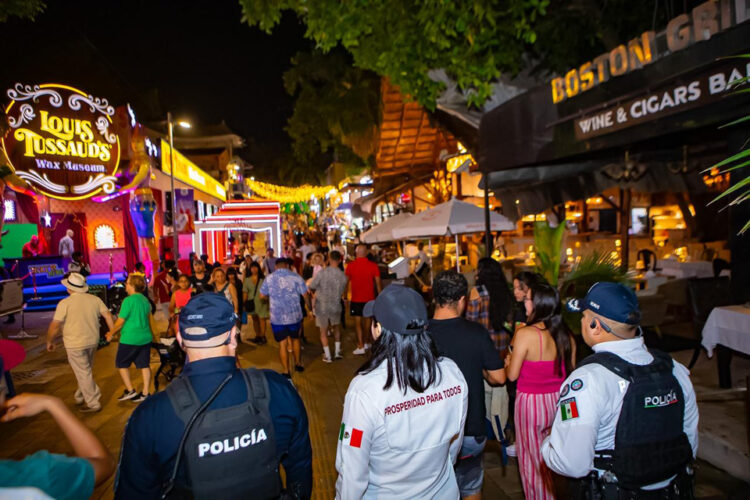 Playa del Carmen refuerza seguridad en temporada vacacional