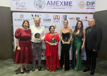 Premian la exitosa trayectoria de la empresaria Dolores López Lira