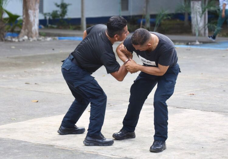 Cancún fortalece su seguridad con más de 1,300 policías capacitados en 2024