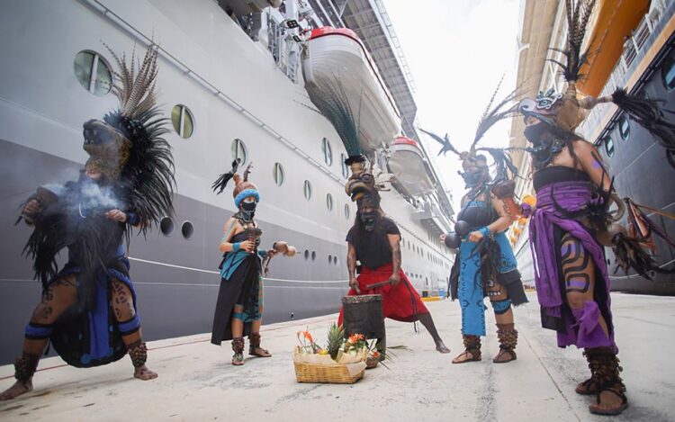 Gobierno mexicano aplaza aplicación del DNR a cruceristas