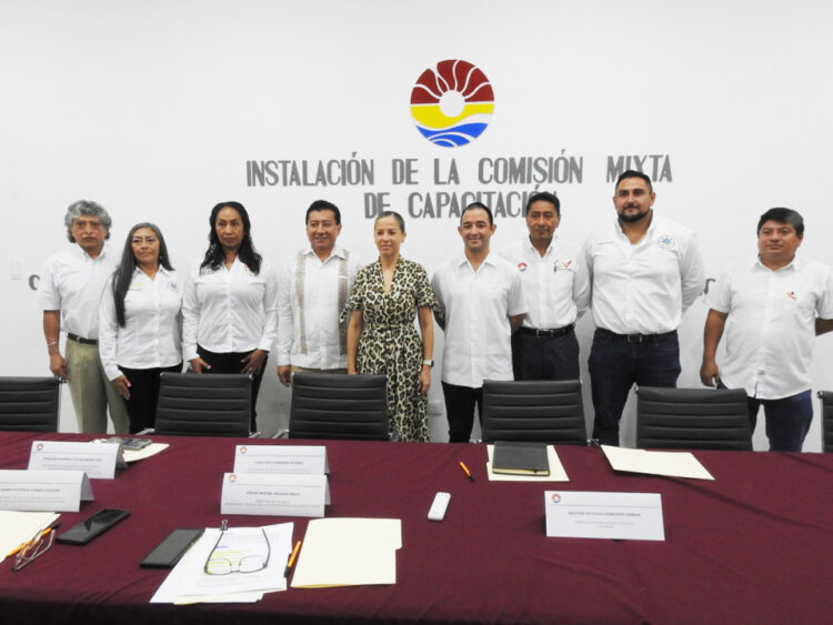 Buscarán fortalecer el desempeño de los servidores públicos