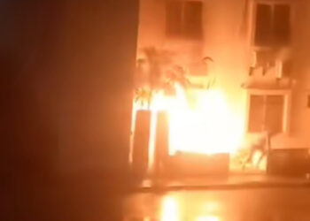 Sujeto alcoholizado prende fuego a departamento en Paseos Nikte