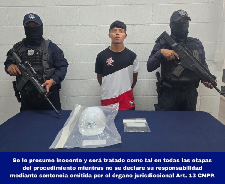 Detienen a presunto responsable de colgar narcomensaje en Cozumel