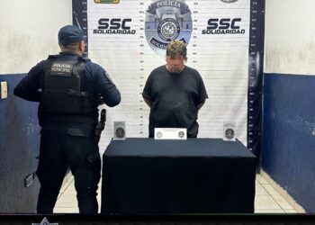 Detienen a un hombre por desobediencia y resistencia en Playa del Carmen