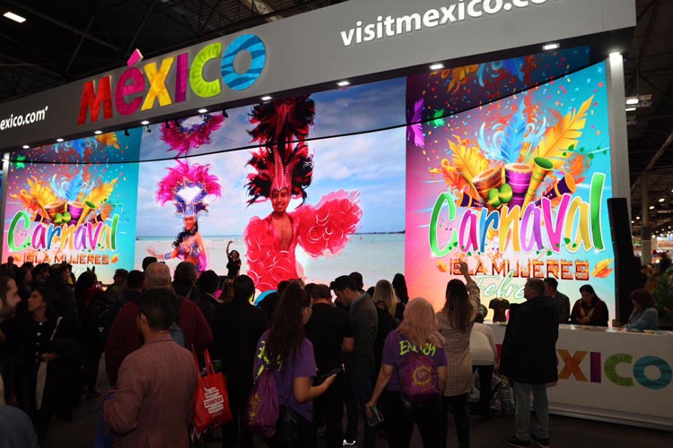 Isla Mujeres se deslumbra en FITUR con la promoción de su Carnaval 2025