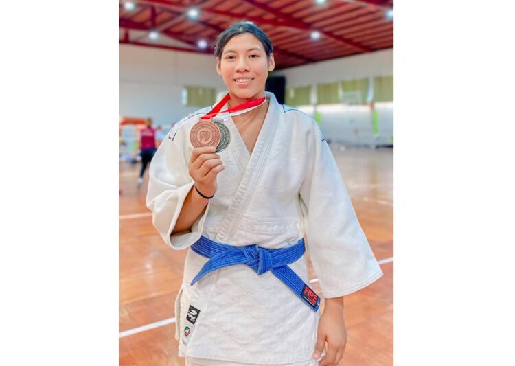 Tulumnense Ariadna Chávez, seleccionada nacional de judo