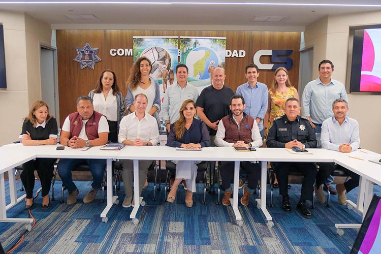 Hoteleros abordan temas de seguridad y movilidad con la gobernadora