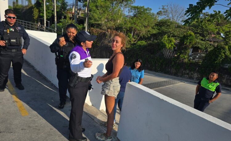 Encuentran deambulando en la Colosio a argentina desaparecida en Cancún