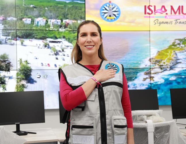 Atenea Gómez supervisa avance del nuevo C2 en Costa Mujeres
